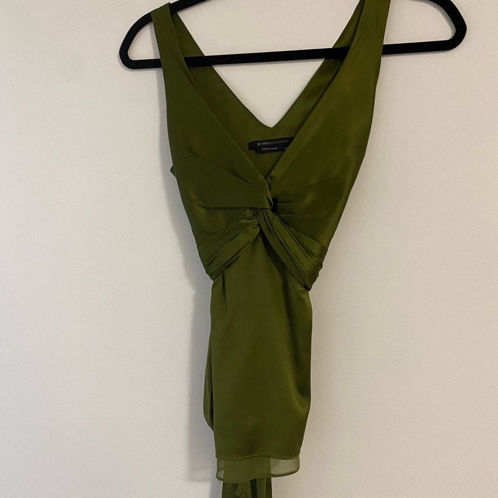 Bcbg Max Azria Satin Top. Emerald Green. Size Xs.